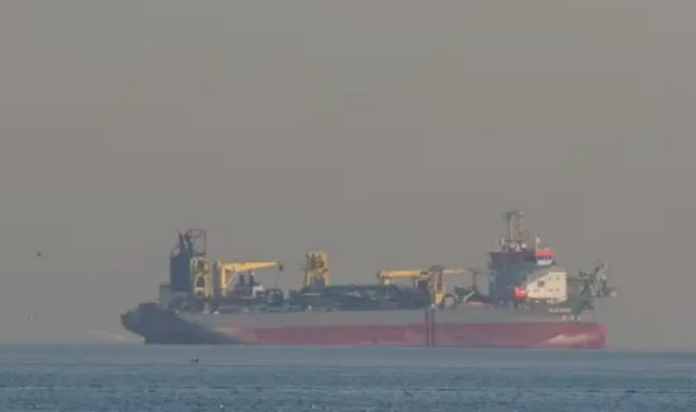 争夺霍尔木兹海峡，都拼了，但……