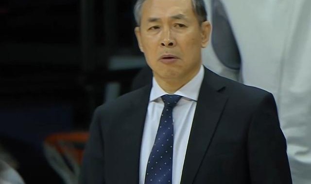 星空娱乐平台-许利民：末节麦基和周琦在场表现 坚定后续围绕双塔搭配更多的战术