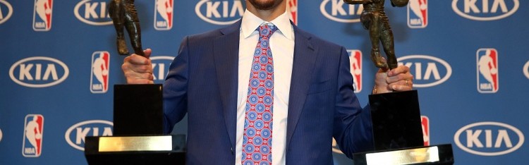 阿里纳斯：全票MVP只因库里讨喜 詹姆斯即使40+20+20也不会全票