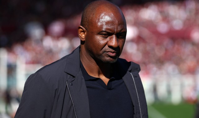 星空娱乐官方-维埃拉：我效力的那支枪手非常团结 坚信还会有球队再现赛季不败